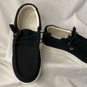 Colorsty~Womens  7.5 Black Loafers Slip On Canvas Shoes~Lightweight Arch Support